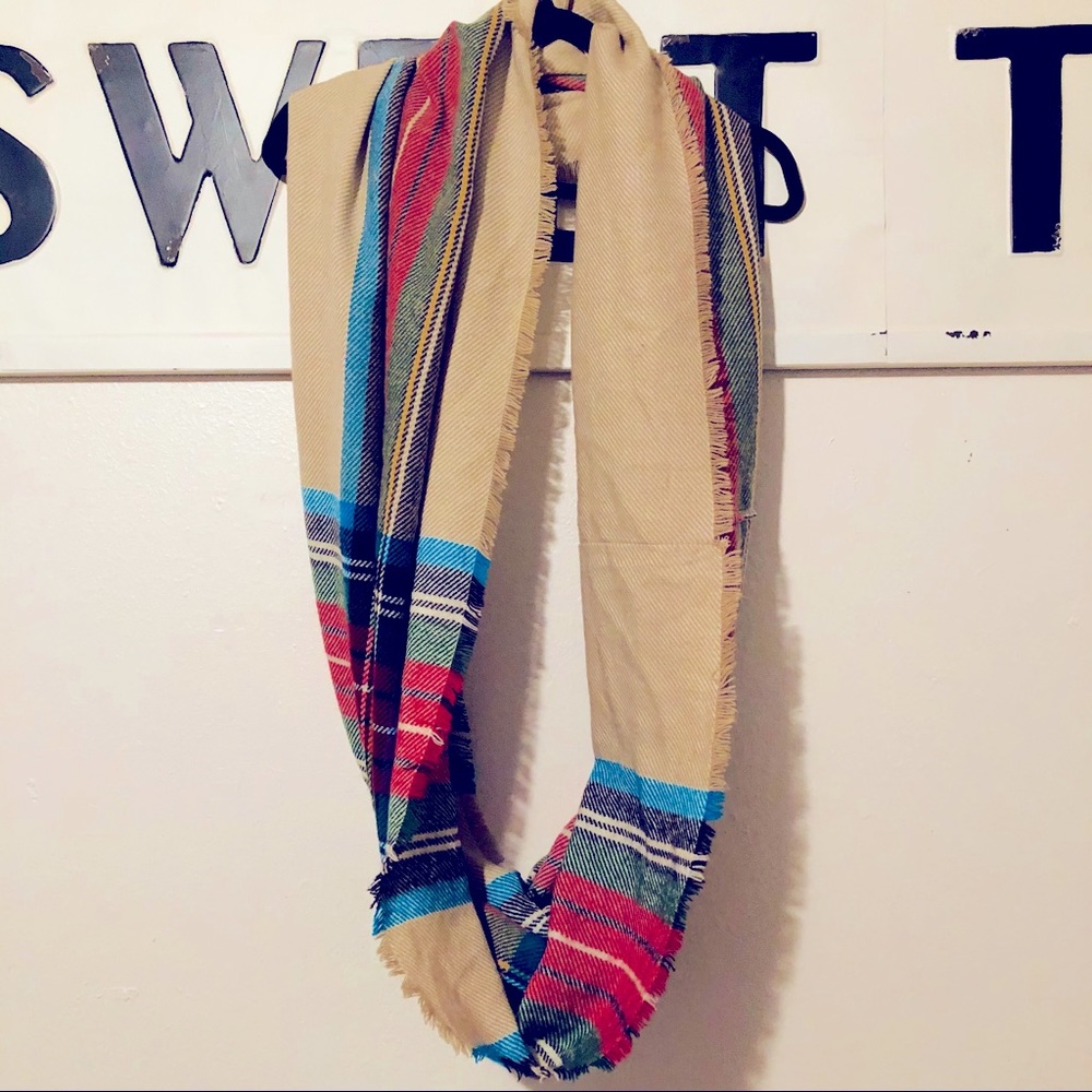 Infinity scarf